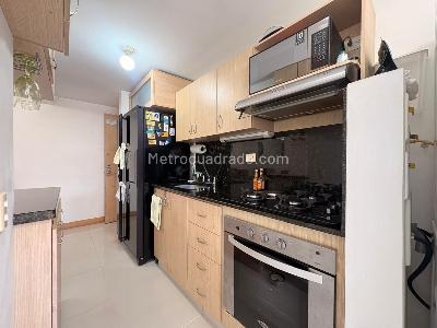 Apartamento de 3 alcobas en venta en Sabaneta, Sabaneta, 67 m² · foto 7 de 16