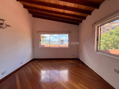 Apartamento de 4 alcobas en venta en El Poblado, Medellín, 196 m² · foto 13 de 18