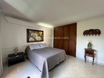 Apartamento de 3 alcobas en venta en El Poblado, Medellín, 197 m² · foto 11 de 17