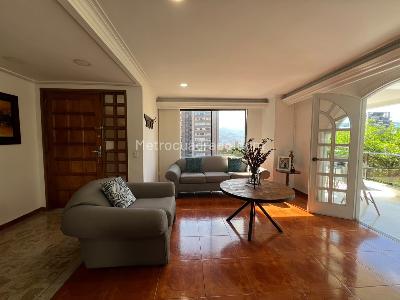 Apartamento de 3 alcobas en venta en El Poblado, Medellín, 197 m² · foto 4 de 17