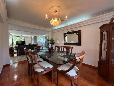 Apartamento de 3 alcobas en venta en El Poblado, Medellín, 197 m² · foto 5 de 17