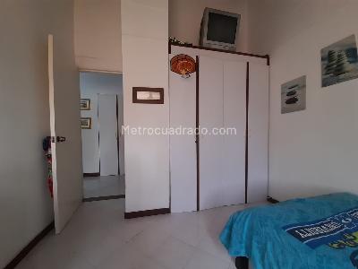 Apartamento en venta en Envigado, Envigado · foto 8 de 12