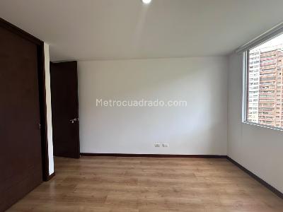 Apartamento de 3 alcobas en arriendo en El Tesoro, Medellín, 136 m² · foto 12 de 19