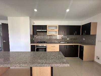 Apartamento de 3 alcobas en arriendo en El Tesoro, Medellín, 136 m² · foto 7 de 19
