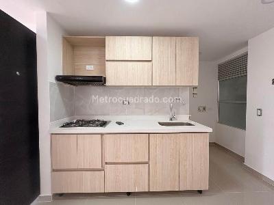 Apartamento de 3 alcobas en venta en Sabaneta, Sabaneta, 70 m² · foto 3 de 11