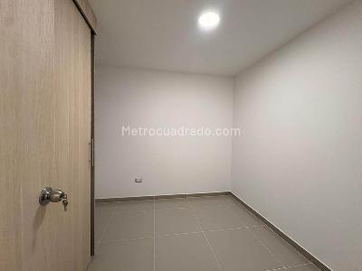 Apartamento de 3 alcobas en venta en Sabaneta, Sabaneta, 70 m² · foto 6 de 11