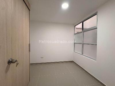 Apartamento de 3 alcobas en venta en Sabaneta, Sabaneta, 70 m² · foto 8 de 11