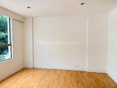 Apartamento en venta en El Poblado, Medellín · foto 9 de 13
