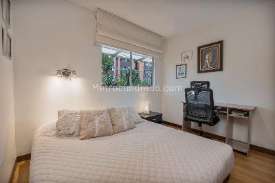 Apartamento de 2 alcobas en venta en El Poblado, Medellín, 80 m² · foto 9 de 18