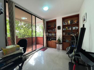 Apartamento de 3 alcobas en venta en El Poblado, Medellín, 156 m² · foto 7 de 13
