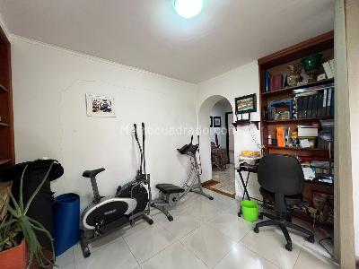 Apartamento de 3 alcobas en venta en El Poblado, Medellín, 156 m² · foto 8 de 13