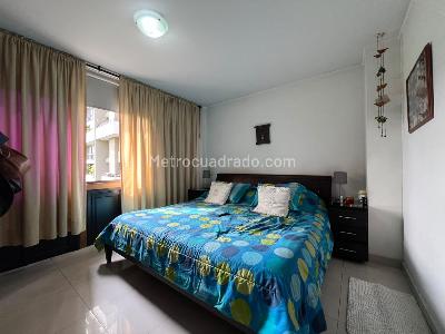 Apartamento de 3 alcobas en venta en El Poblado, Medellín, 156 m² · foto 9 de 13