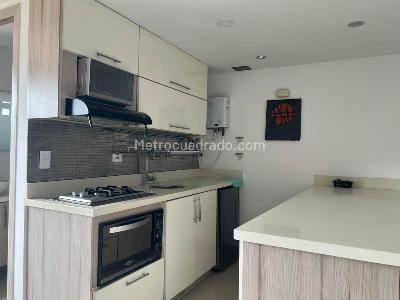 Apartamento en venta en El Poblado, Medellín · foto 9 de 16