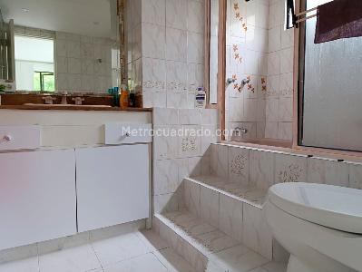 Apartamento en venta en El Poblado, Medellín · foto 16 de 17