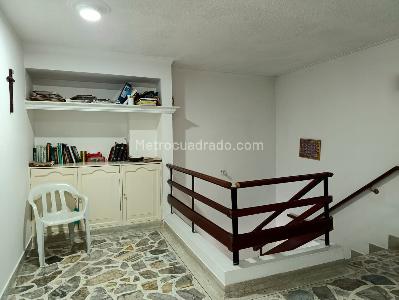 Apartamento en venta en El Poblado, Medellín · foto 9 de 17