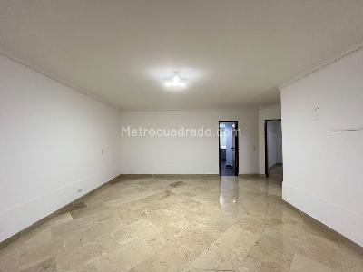 Casa de 3 alcobas en arriendo en Envigado, Envigado, 430 m² · foto 16 de 20