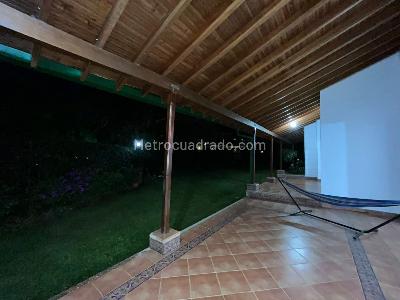 Casa de 3 alcobas en arriendo en Envigado, Envigado, 430 m² · foto 19 de 20