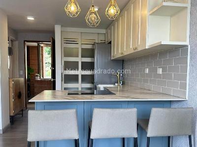 Apartamento de 1 alcoba en arriendo en El Poblado, Medellín, 52 m² · foto 3 de 10