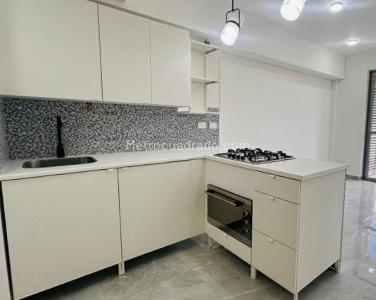 Apartamento de 2 alcobas en venta en Sabaneta, Sabaneta, 54 m² · foto 4 de 11