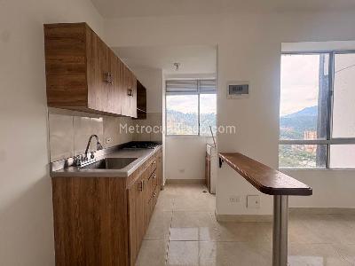 Apartamento de 3 alcobas en venta en Sabaneta, Sabaneta, 65 m² · foto 5 de 15