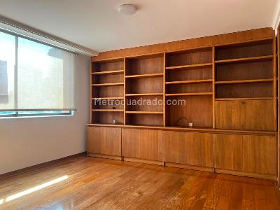 Apartamento de 3 alcobas en venta en El Poblado, Medellín, 200 m² · foto 7 de 17