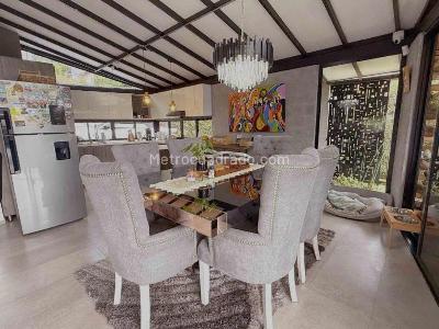 Casa en venta en Envigado, Envigado · foto 4 de 19