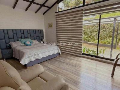 Casa en venta en Envigado, Envigado · foto 7 de 19