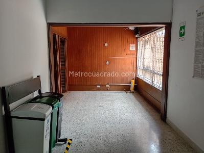 Oficina en Arriendo, LAURELES, Medellín