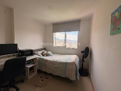 Apartamento de 3 alcobas en venta en Sabaneta, Sabaneta, 72 m² · foto 11 de 15