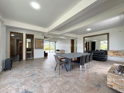 Casa en arriendo en Envigado, Envigado · foto 3 de 19