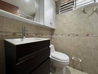 Apartamento de 3 alcobas en venta en El Poblado, Medellín, 80 m² · foto 14 de 14