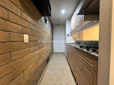 Apartamento de 3 alcobas en venta en El Poblado, Medellín, 80 m² · foto 5 de 14
