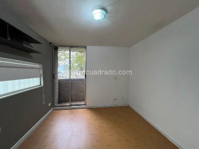 Apartamento de 3 alcobas en venta en El Poblado, Medellín, 80 m² · foto 6 de 14