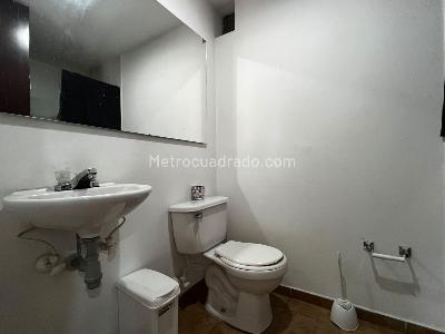 Apartamento de 1 alcoba en arriendo en El Poblado, Medellín, 68 m² · foto 10 de 10