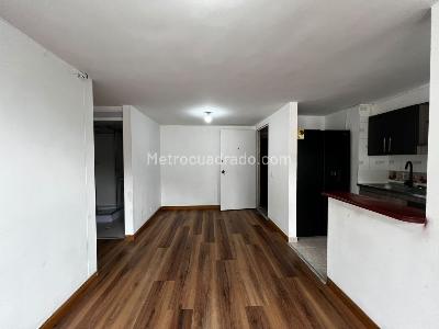 Apartamento de 3 alcobas en arriendo en El Poblado, Medellín, 60 m² · foto 2 de 12