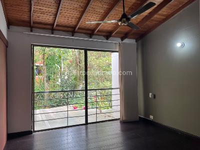 Casa de 3 alcobas en arriendo en Envigado, Envigado, 166 m² · foto 10 de 20