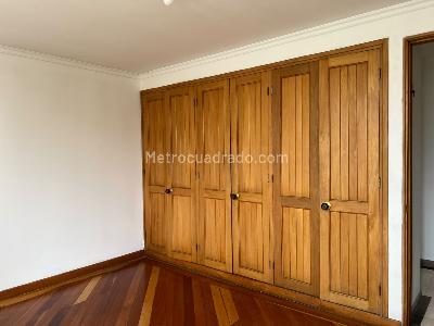 Apartamento en venta en El Poblado, Medellín · foto 10 de 16