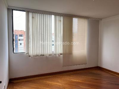 Apartamento en venta en El Poblado, Medellín · foto 12 de 16