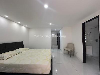 Apartamento en venta en El Poblado, Medellín · foto 14 de 19