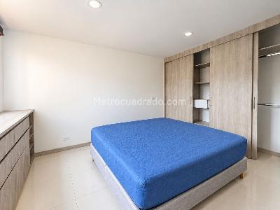 Apartamento de 3 alcobas en arriendo en El Poblado, Medellín, 76 m² · foto 6 de 12