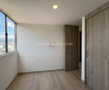 Apartamento de 3 alcobas en arriendo en El Poblado, Medellín, 76 m² · foto 9 de 12