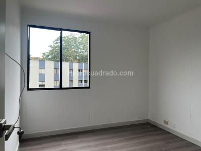 Apartamento en venta en Envigado, Envigado · foto 12 de 18