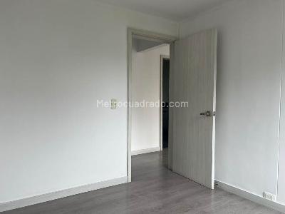 Apartamento en venta en Envigado, Envigado · foto 14 de 18