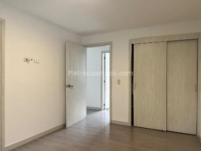 Apartamento en venta en Envigado, Envigado · foto 15 de 18