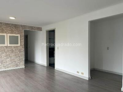 Apartamento en venta en Envigado, Envigado · foto 5 de 18