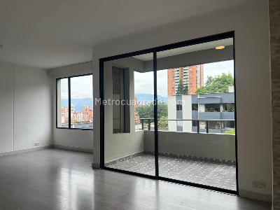 Apartamento en venta en Envigado, Envigado · foto 6 de 18