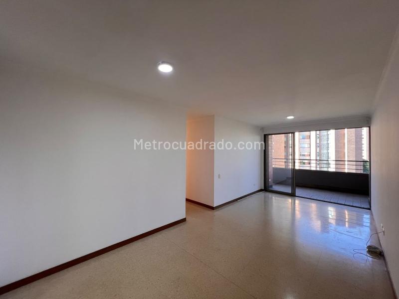 Apartamento en Arriendo, EL POBLADO, Medellín