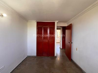 Apartamento en venta en El Poblado, Medellín · foto 10 de 15