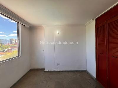 Apartamento en venta en El Poblado, Medellín · foto 11 de 15