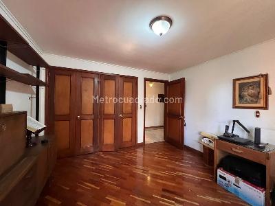 Apartamento en venta en El Poblado, Medellín · foto 10 de 15